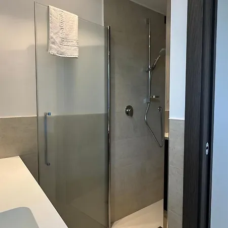 דירה Modern Design Garage And Terrace With Sea View פורטו סן ג'ורג'יו