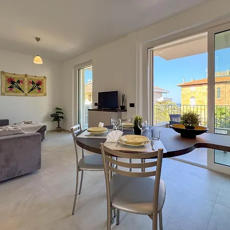 Modern Design Garage And Terrace With Sea View דירה פורטו סן ג'ורג'יו