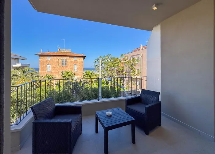 Apartament Modern Design Garage And Terrace With Sea View