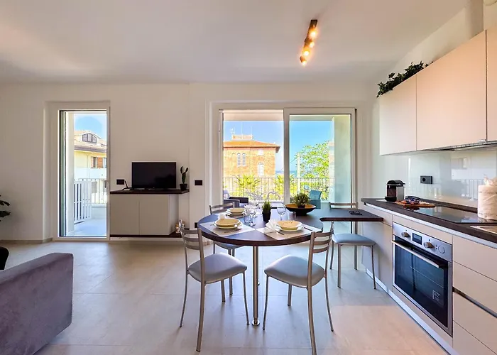 Modern Design Garage And Terrace With Sea View Apartament