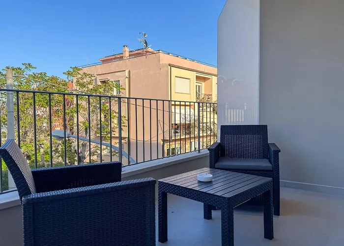 Apartament Modern Design Garage And Terrace With Sea View *